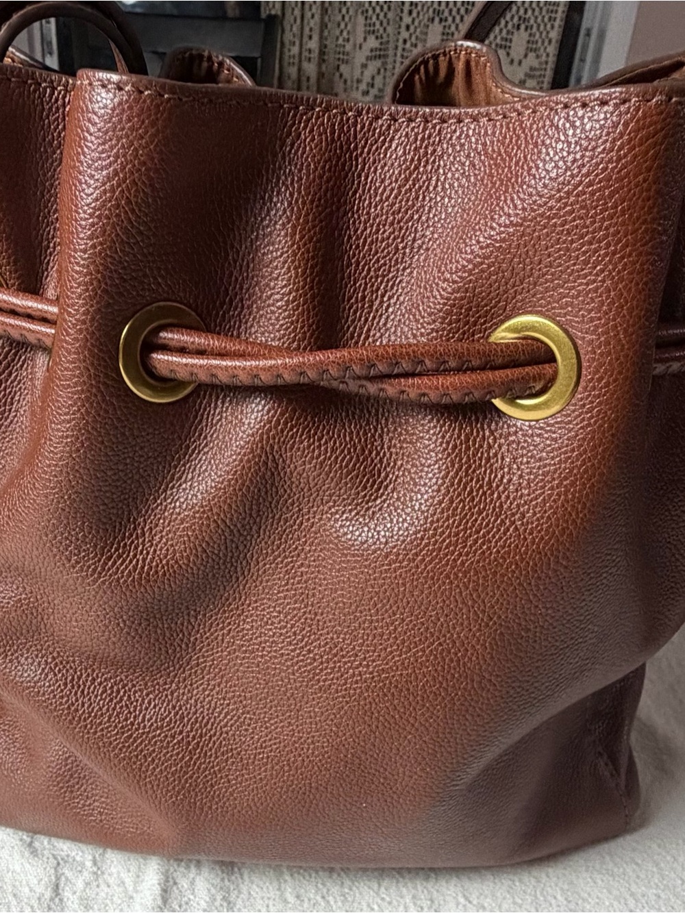 Fossil Brown Leather Tag and Brown Interior Detail